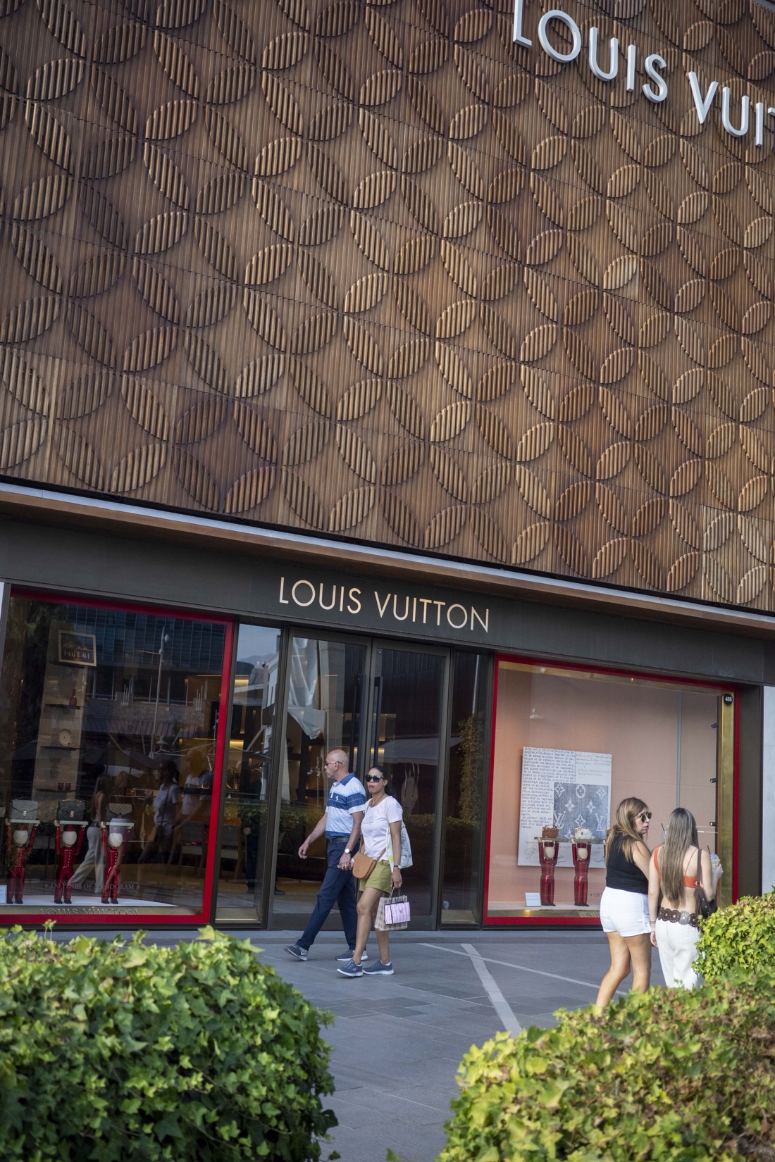 Tienda Louis Vuitton en Casa Costanera